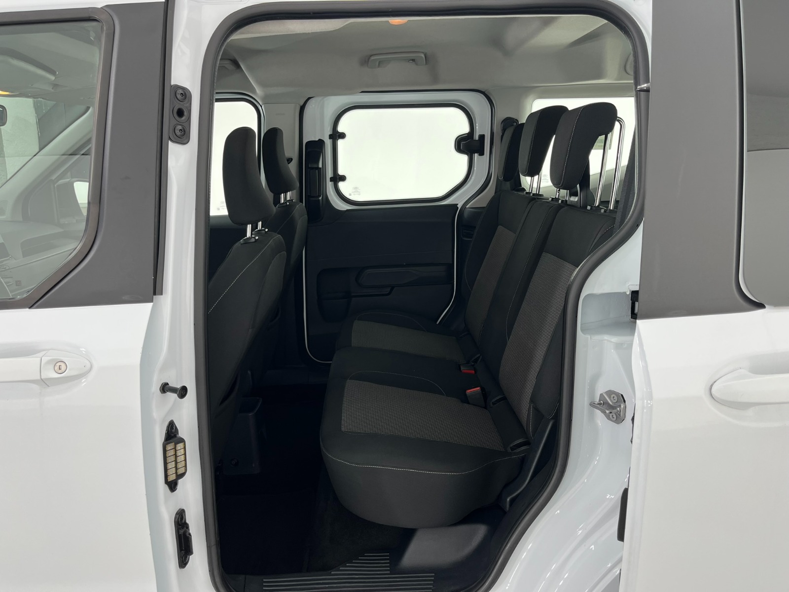 Ford Tourneo Courier Kombi 1.5 EcoBlue Deluxe - 2024 - Detay