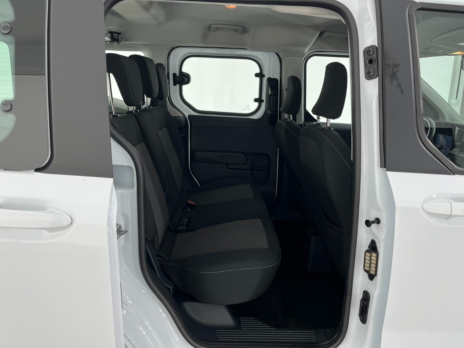 Ford Tourneo Courier Kombi 1.5 EcoBlue Deluxe - 2024 - Detay