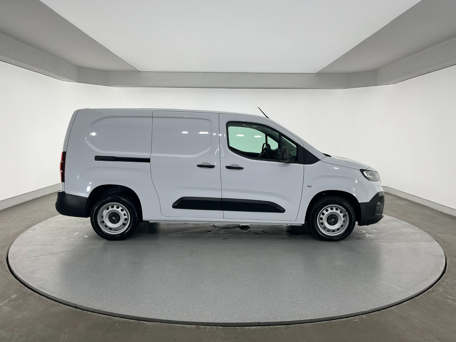 Fiat Doblo Cargo 1.5 BlueHDI Maxi - 2024 - Detay