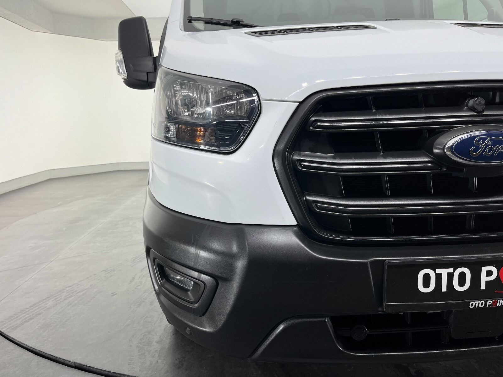 Ford Transit 350 E - 2024 - Detay