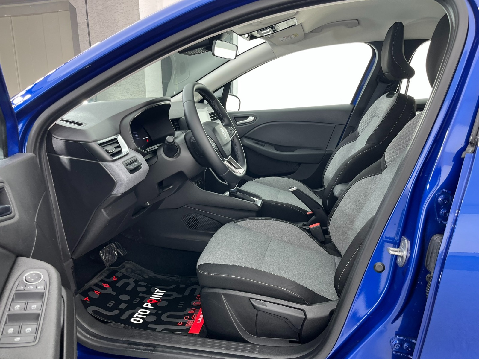 Renault Clio Hatchback 1.0 TCe Evolution X-Tronic - 2024 - Detay