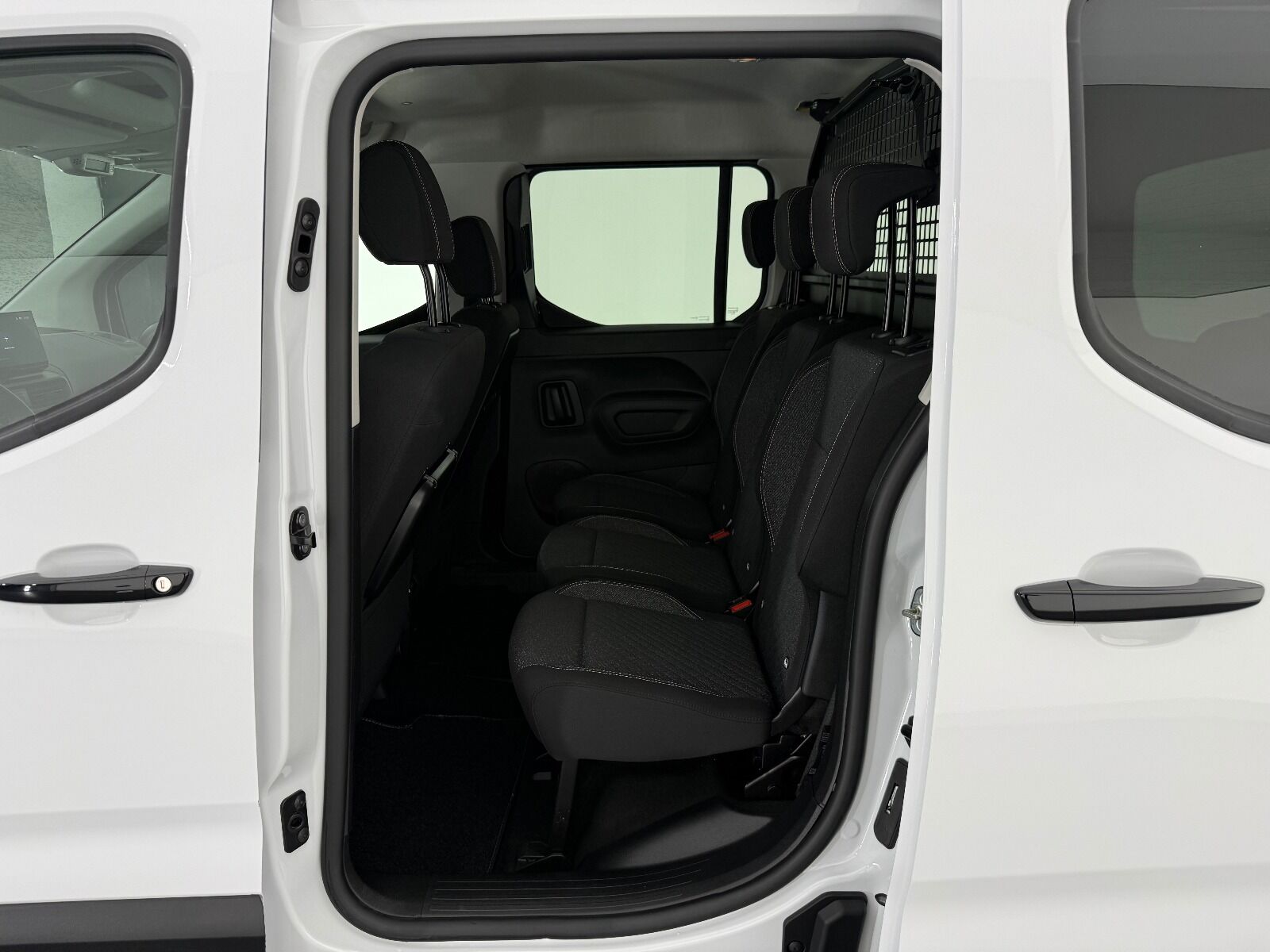Peugeot Rifter 1.5 BlueHDI Allure EAT8 - 2026 - Detay