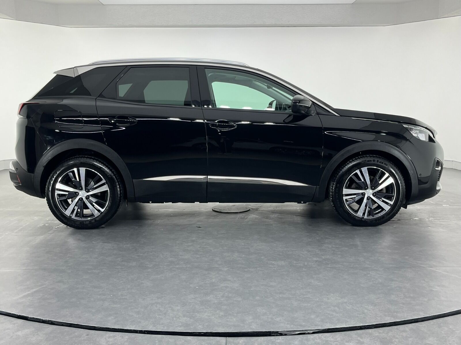 Peugeot 3008 Crossover 1.5 BlueHDI Allure Dynamic EAT8 - 2020 - Detay