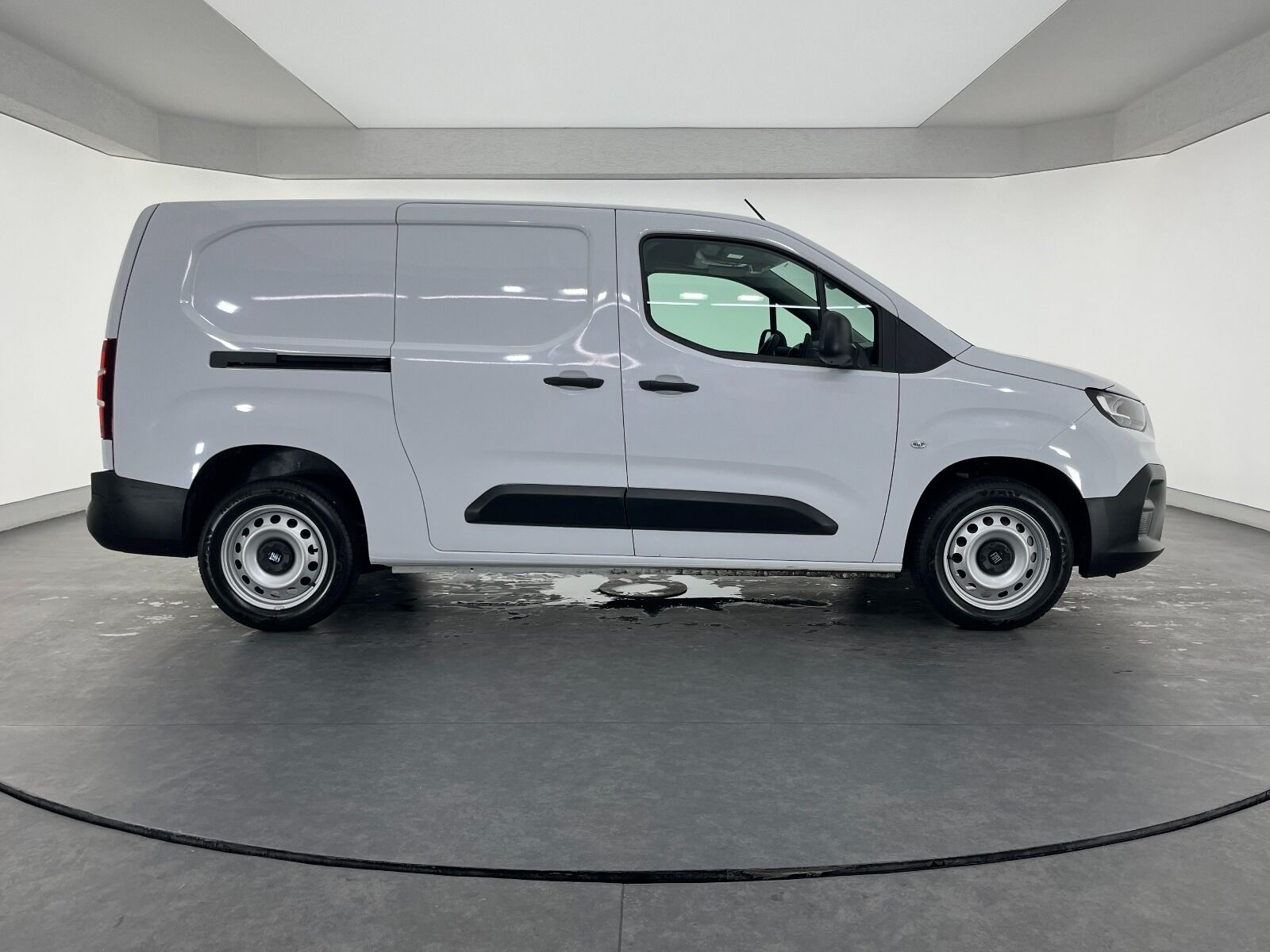 Fiat Doblo Cargo 1.5 BlueHDİ Maxi - 2025 - Detay