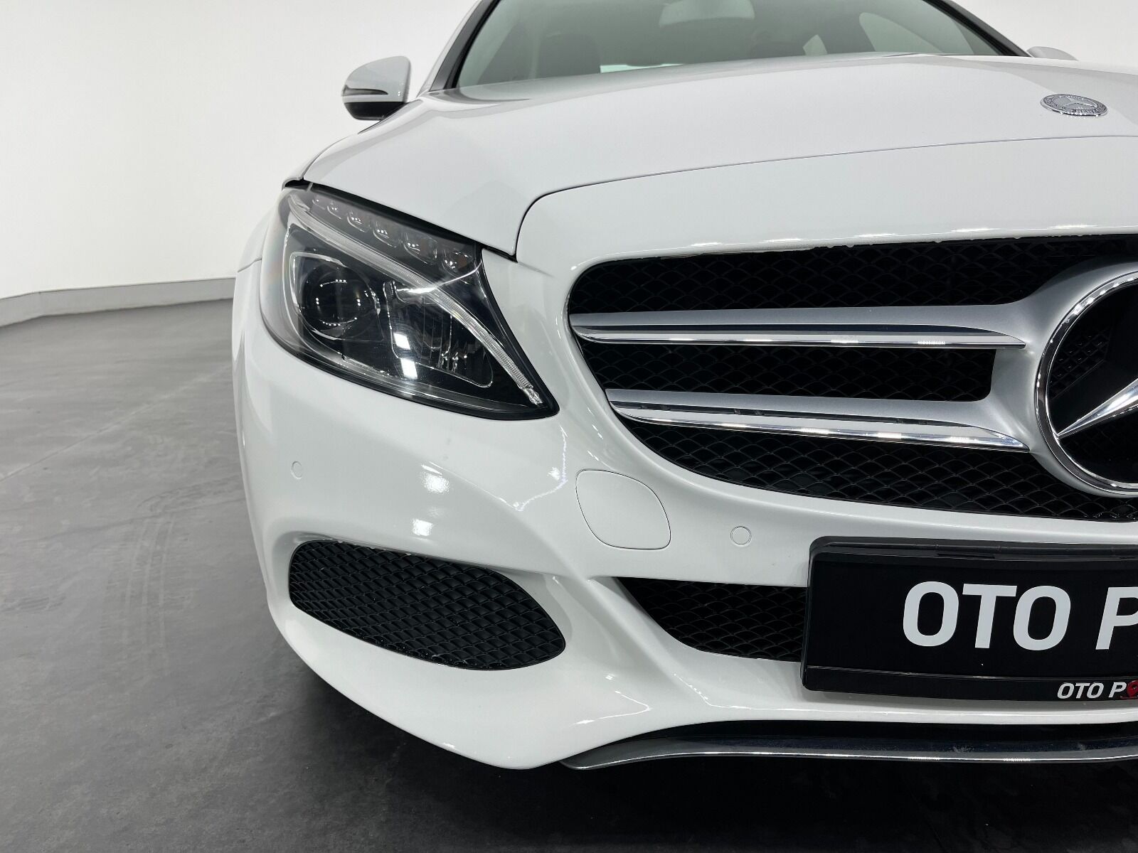 Mercedes-Benz C Serisi C 180 Avantgarde 7G-Tronic - 2015 - Detay