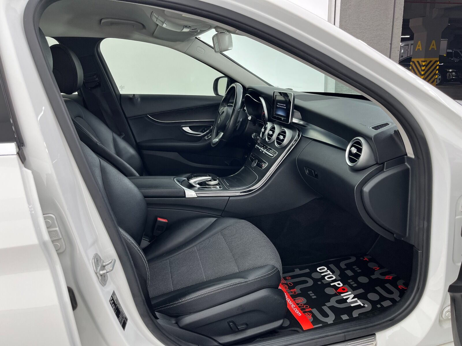 Mercedes-Benz C Serisi C 180 Avantgarde 7G-Tronic - 2015 - Detay