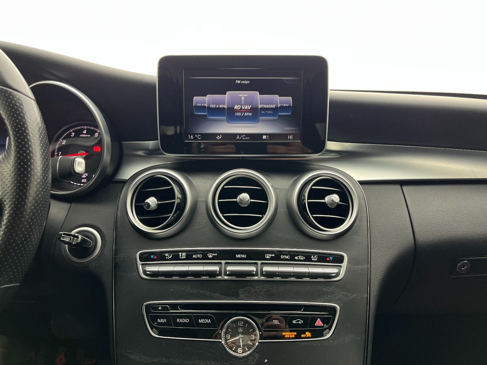 Mercedes-Benz C Serisi C 180 Avantgarde 7G-Tronic - 2015 - Detay