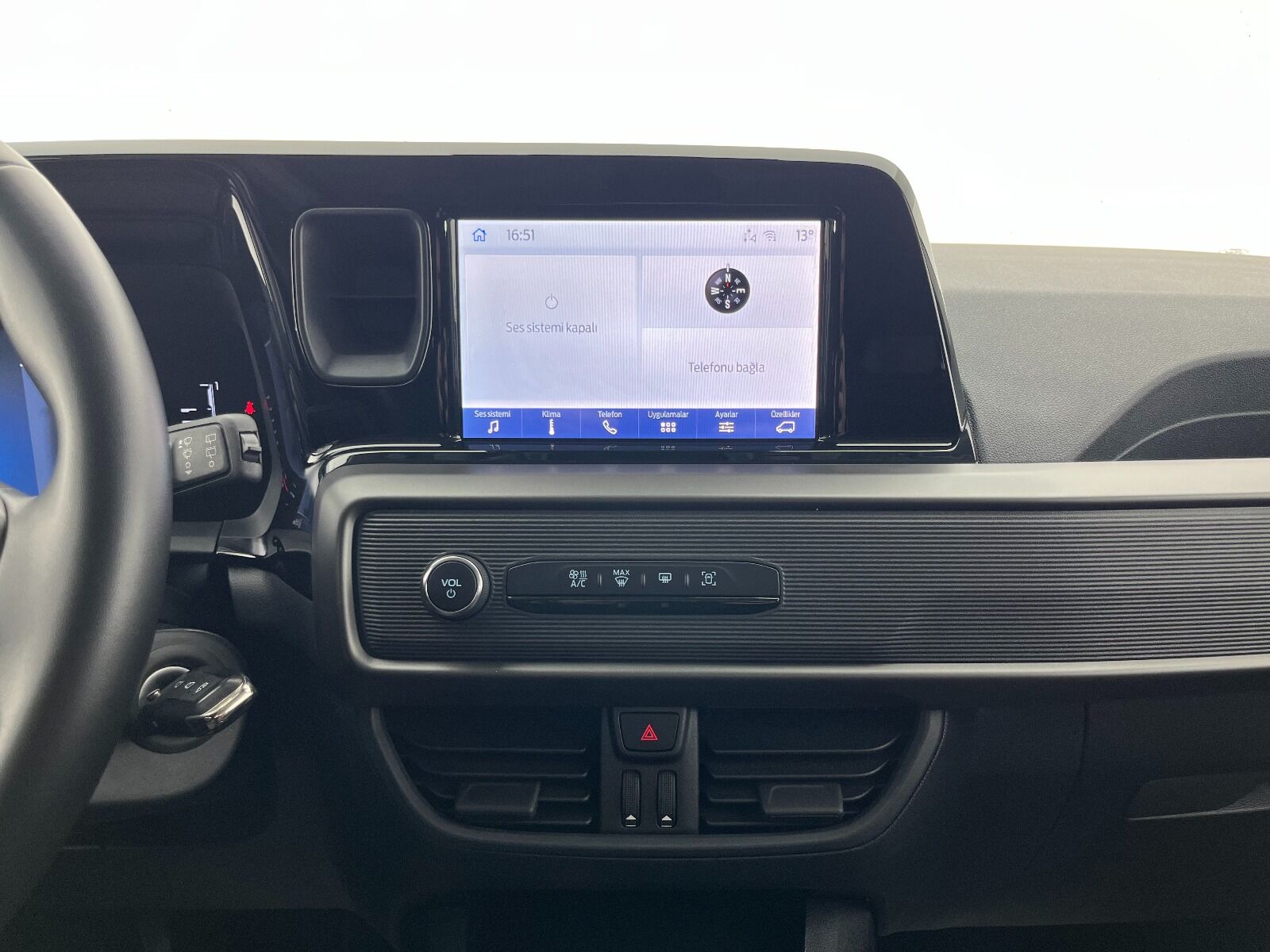 Ford Tourneo Courier Kombi 1.5 EcoBlue Deluxe - 2025 - Detay