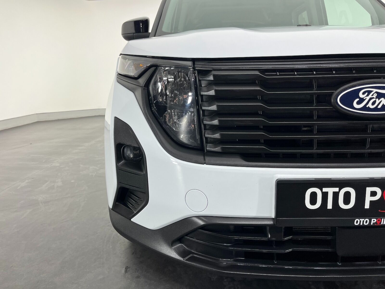 Ford Tourneo Courier Kombi 1.5 EcoBlue Deluxe - 2025 - Detay