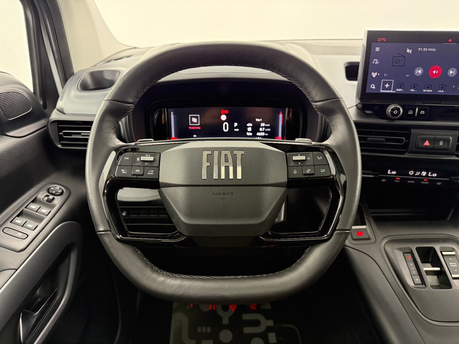 Fiat Doblo Combi 1.5 BlueHDİ Premio Plus - 2025 - Detay