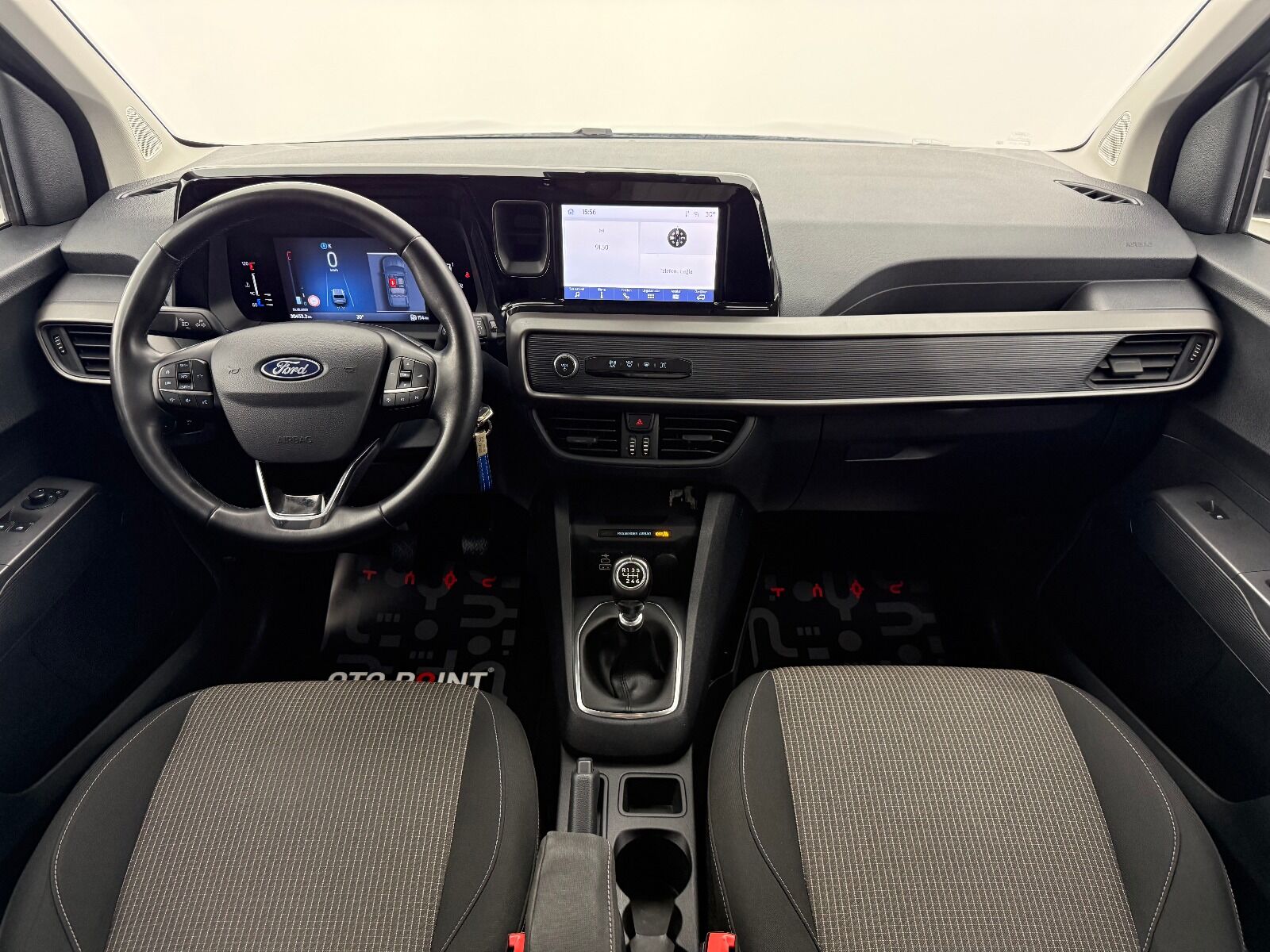 Ford Tourneo Courier 1.5L EcoBlue Deluxe - 2024 - Detay