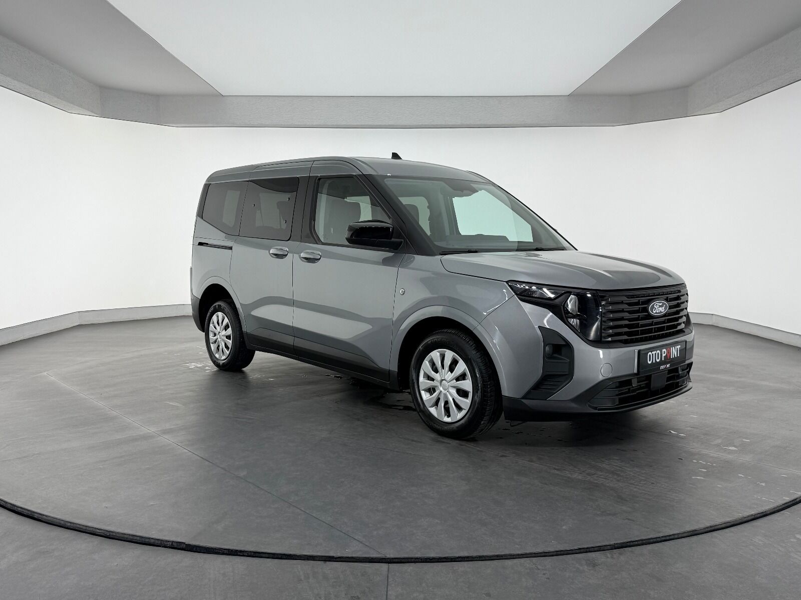 Ford Tourneo Courier 1.5L EcoBlue Deluxe - 2024 - Detay