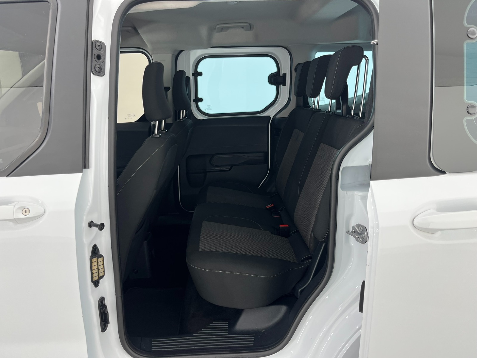 Ford Tourneo Courier Kombi 1.5 EcoBlue Deluxe - 2024 - Detay