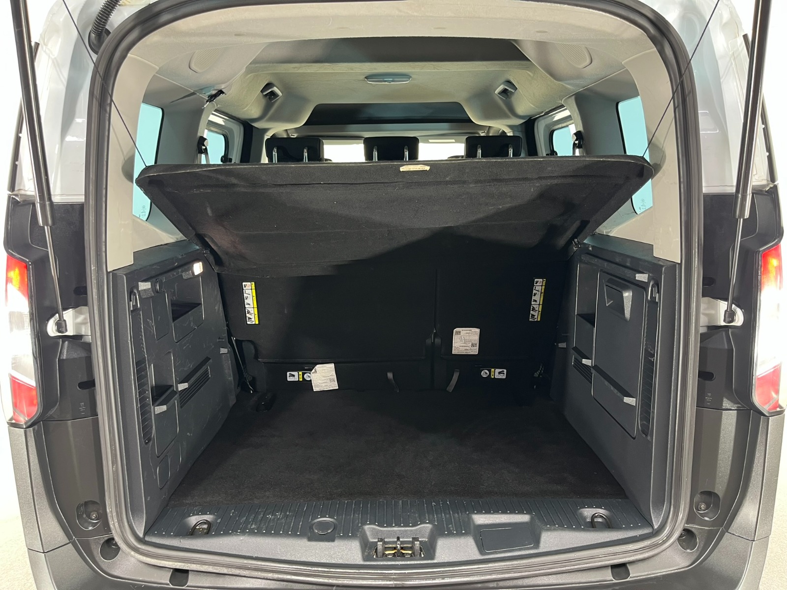 Ford Tourneo Courier Kombi 1.5 EcoBlue Deluxe - 2024 - Detay