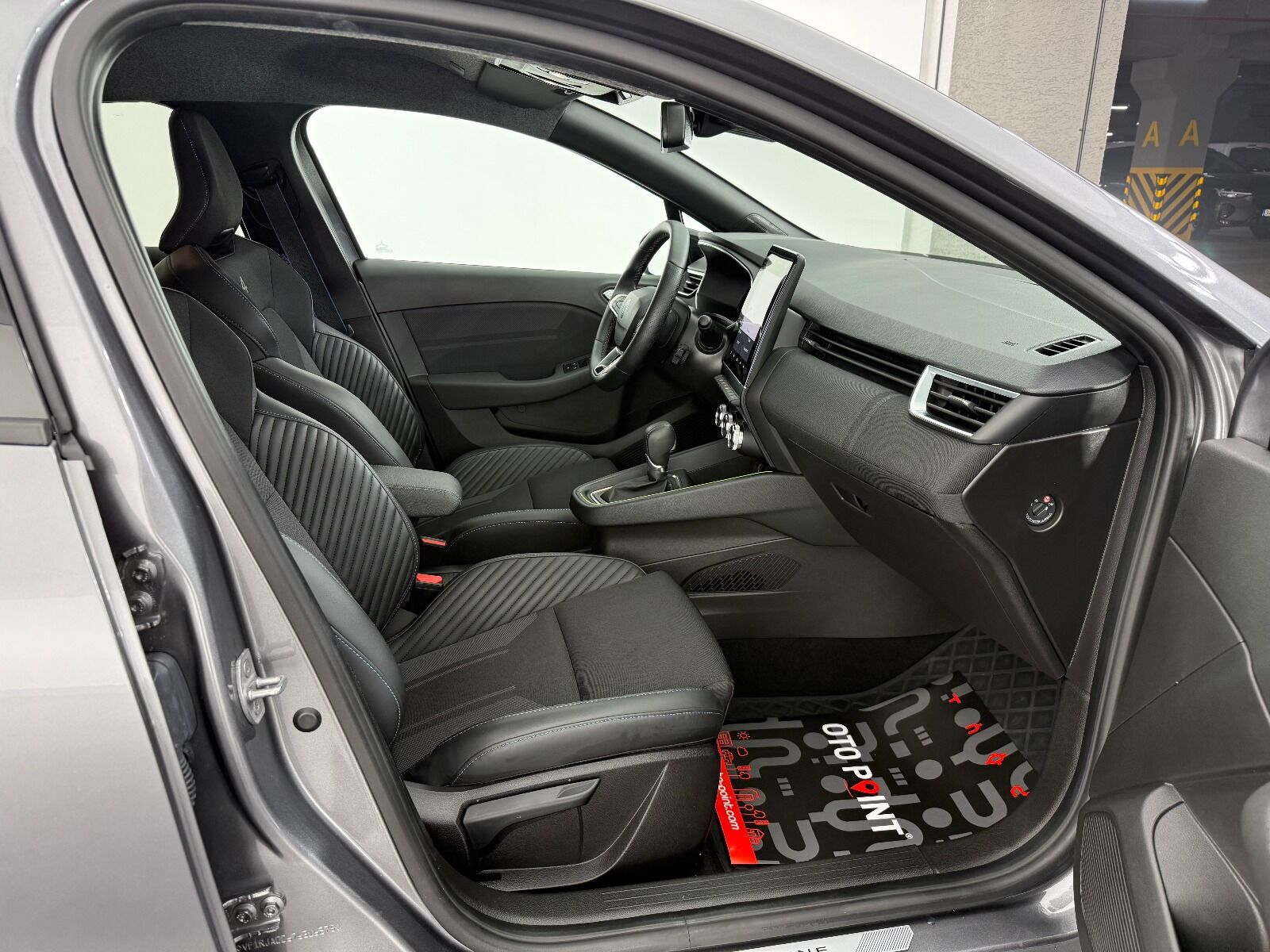 Renault Clio 1.0 TCE Techno Esprit Alpine X-Tronic - 2025 - Detay