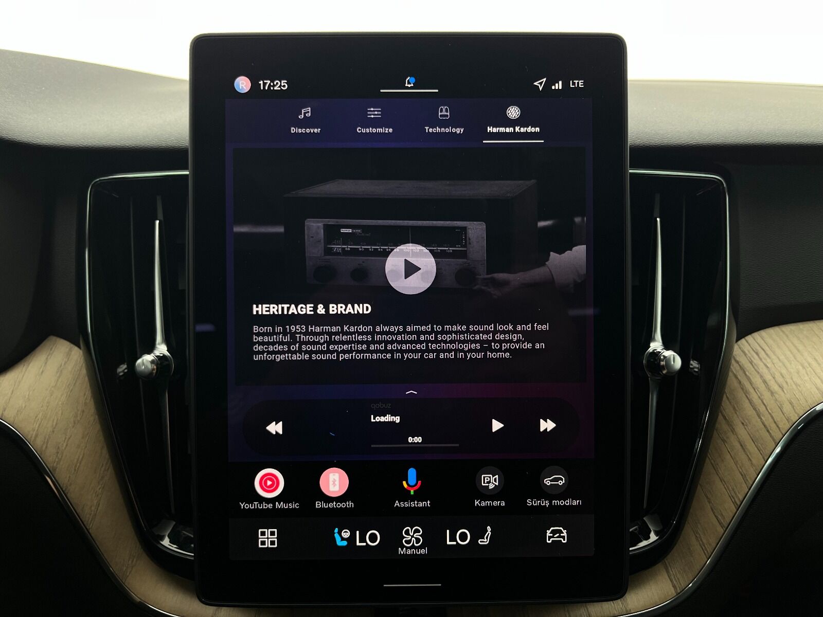 Volvo XC60 2.0 B5 Mild Hybrid Plus Dark AWD - 2025 - Detay