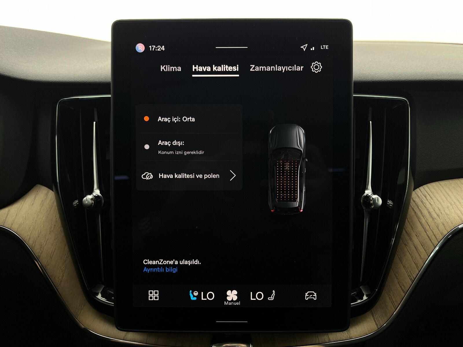 Volvo XC60 2.0 B5 Mild Hybrid Plus Dark AWD - 2025 - Detay