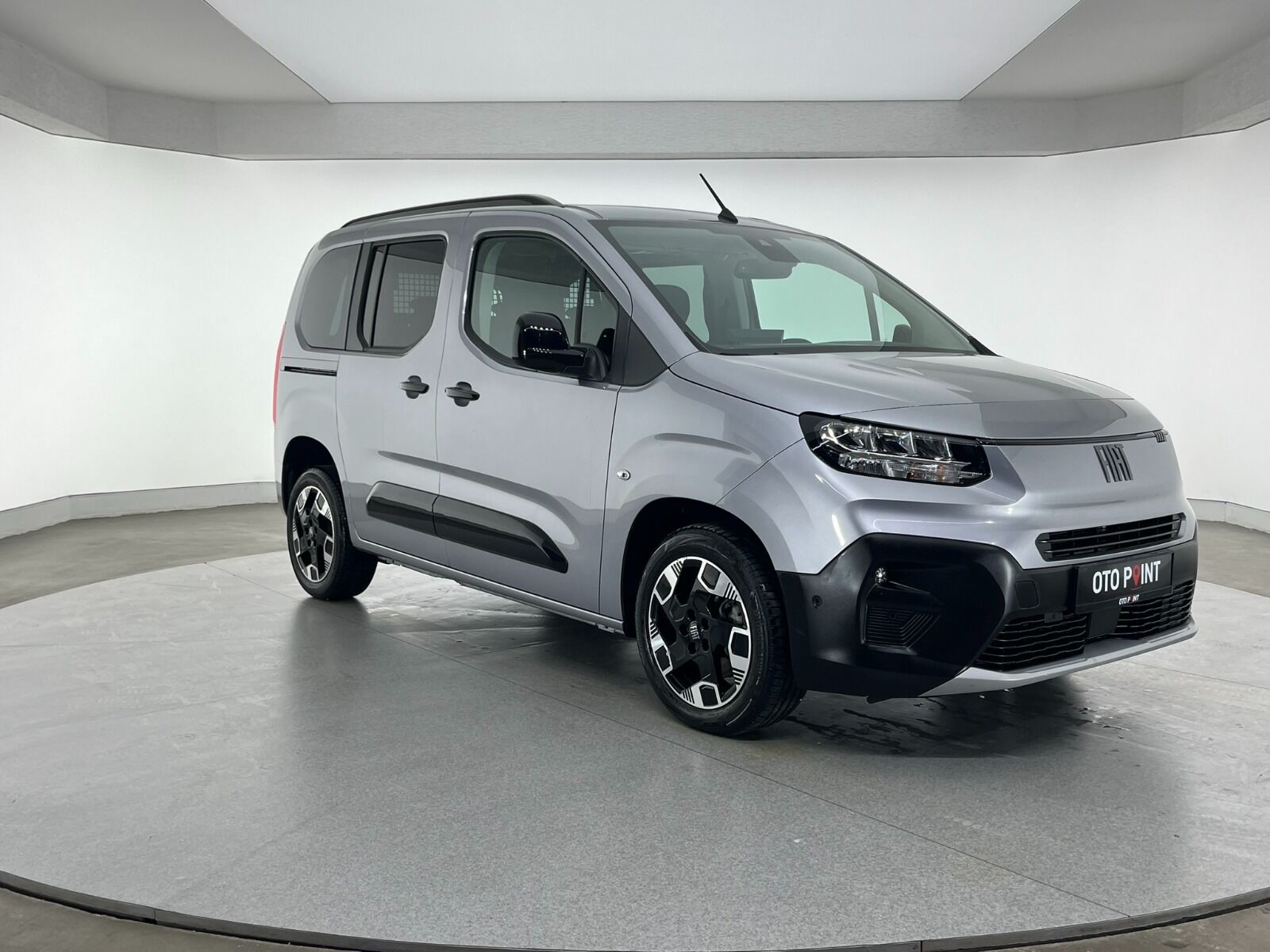 Fiat Doblo Combi 1.5 BlueHDI Premio Plus Otomatik - 2025 - Detay