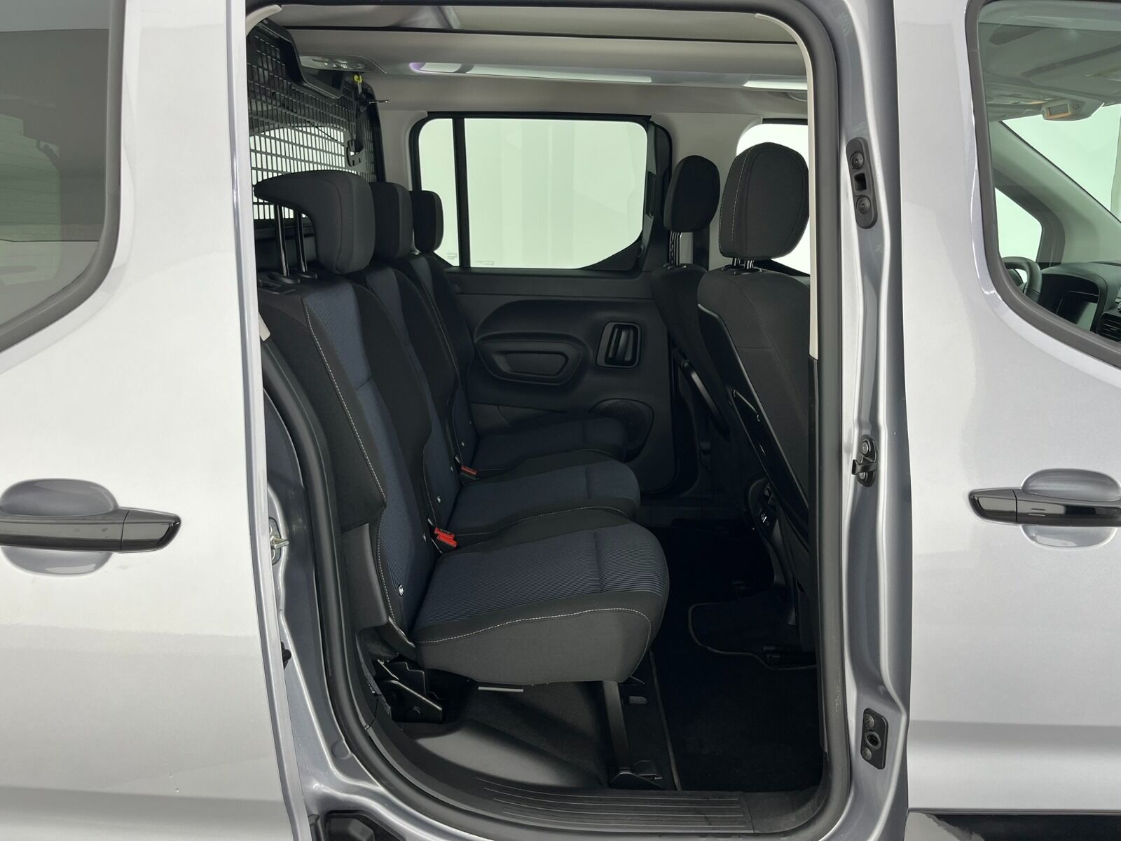 Fiat Doblo Combi 1.5 BlueHDI Premio Plus Otomatik - 2025 - Detay