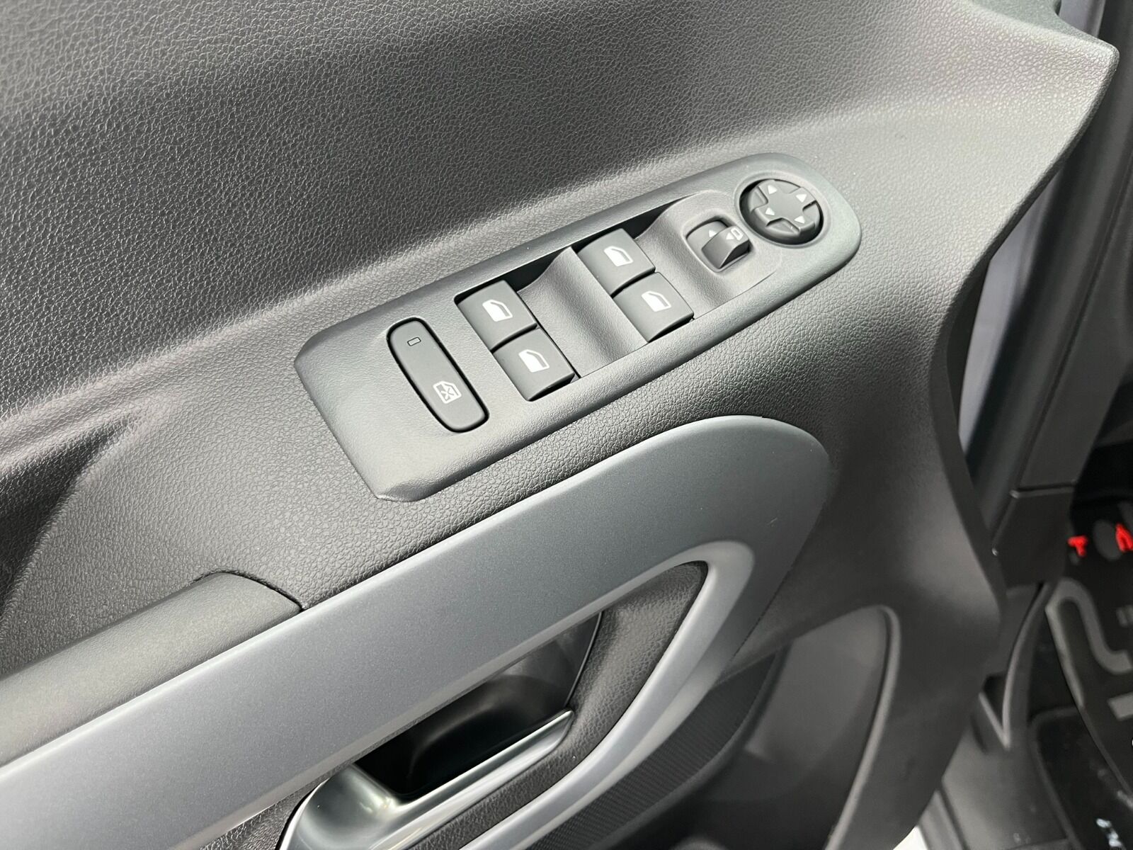 Fiat Doblo Combi 1.5 BlueHDI Premio Plus Otomatik - 2025 - Detay