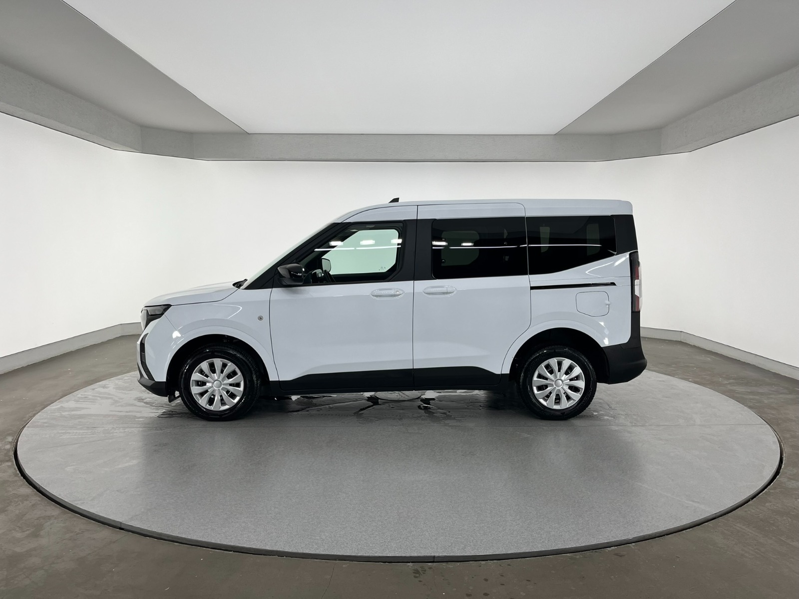 Ford Tourneo Courier Kombi 1.5 EcoBlue Deluxe - 2025 - Detay