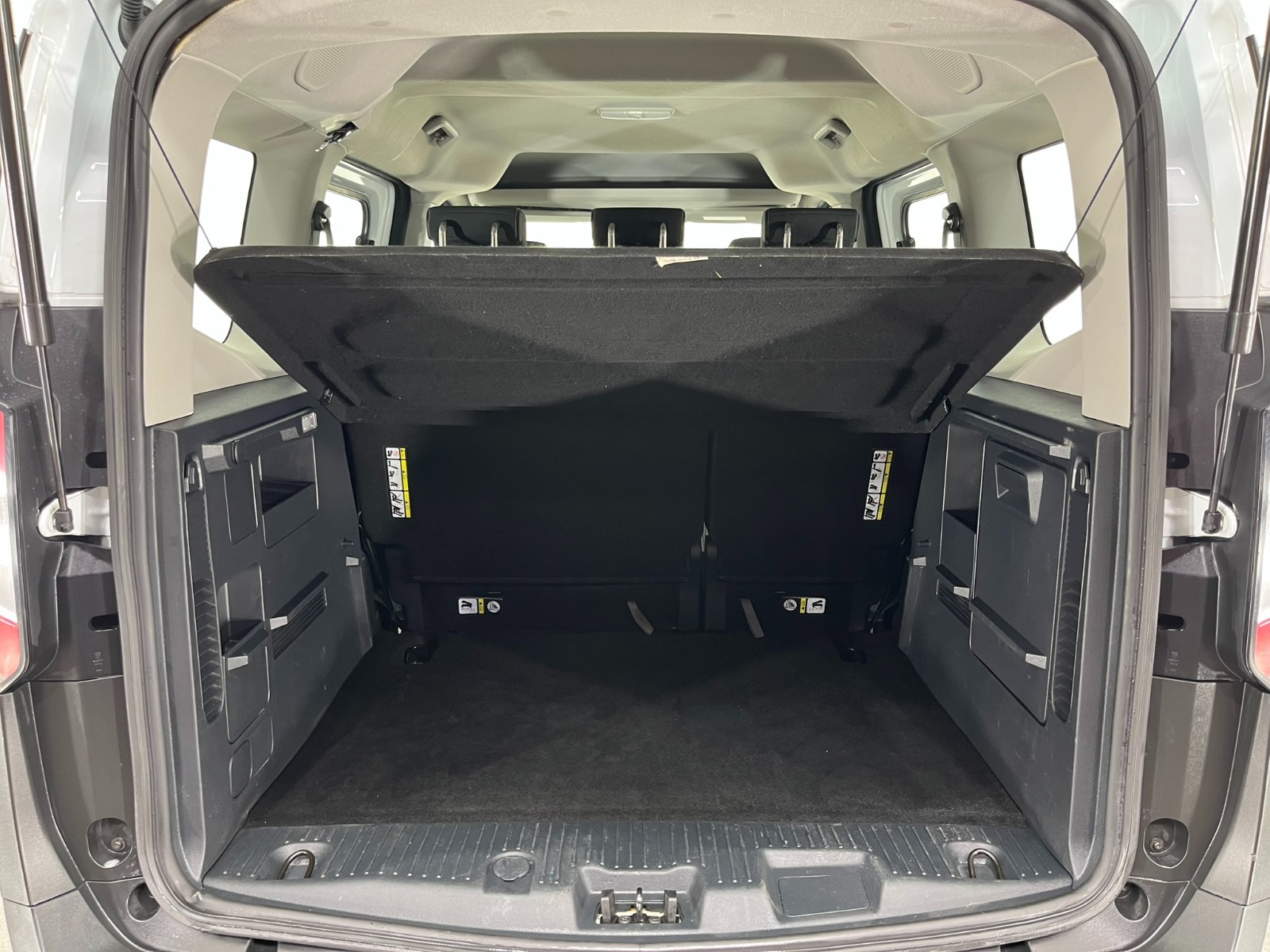 Ford Tourneo Courier Kombi 1.5 EcoBlue Deluxe - 2024 - Detay