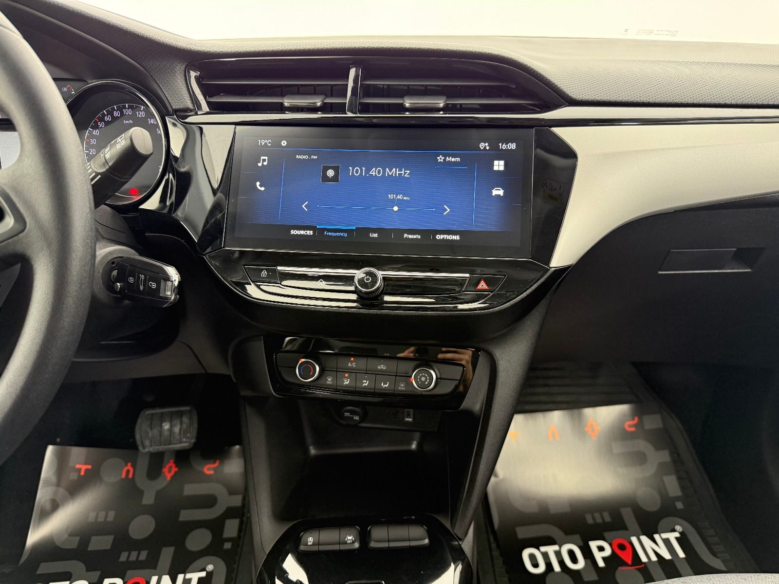 Opel Corsa 1.2 T Edition AT8 - 2025 - Detay