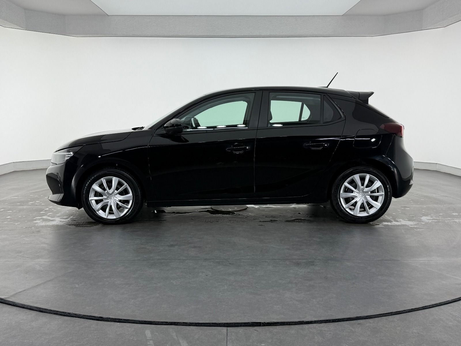 Opel Corsa 1.2 T Edition AT8 - 2025 - Detay