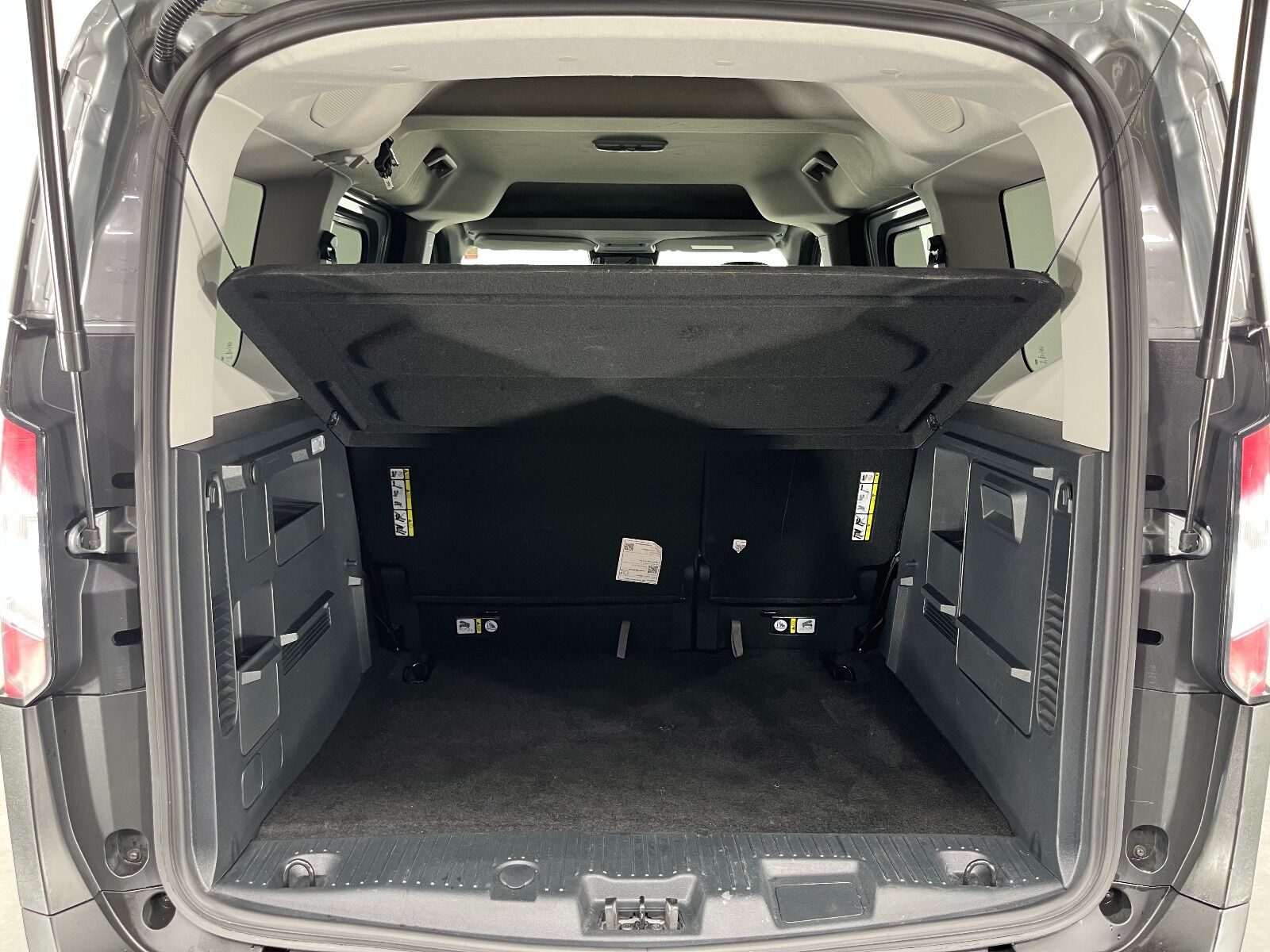 Ford Tourneo Courier Kombi 1.5 EcoBlue Deluxe - 2024 - Detay