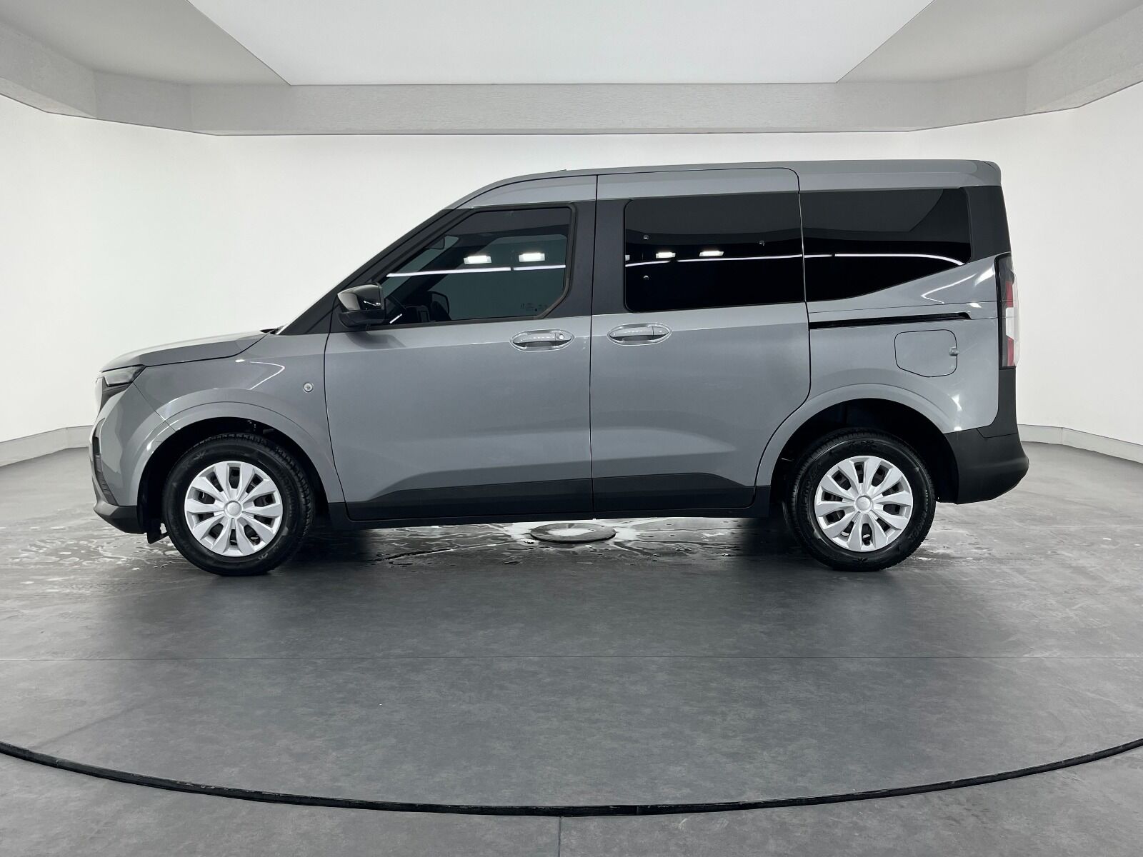 Ford Tourneo Courier Kombi 1.5 EcoBlue Deluxe - 2024 - Detay
