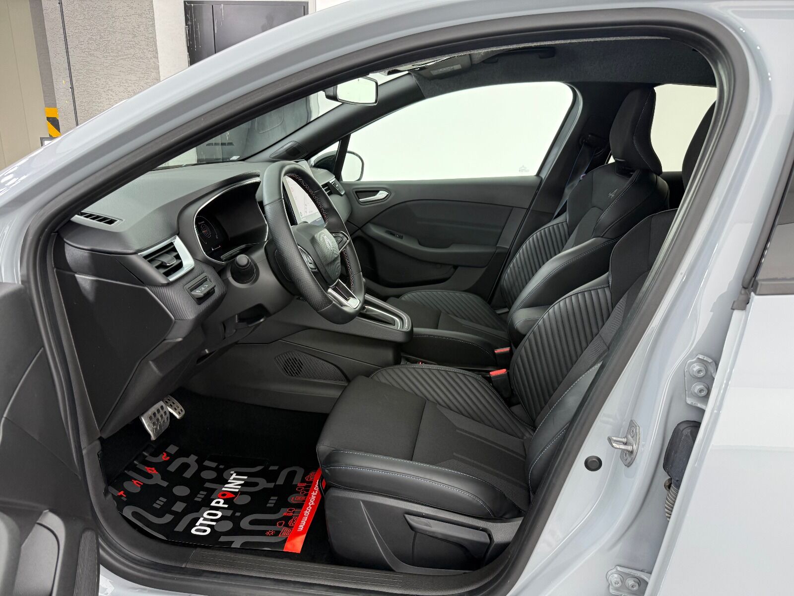 Renault Clio 1.0 TCE Techno Esprit Alpine X-Tronic - 2025 - Detay