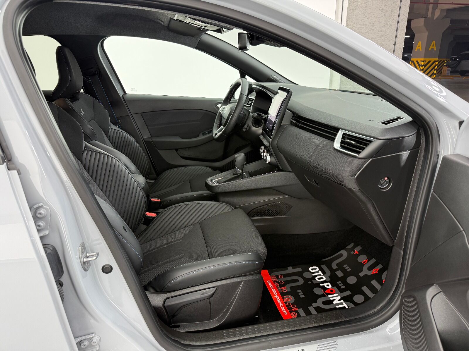 Renault Clio 1.0 TCE Techno Esprit Alpine X-Tronic - 2025 - Detay