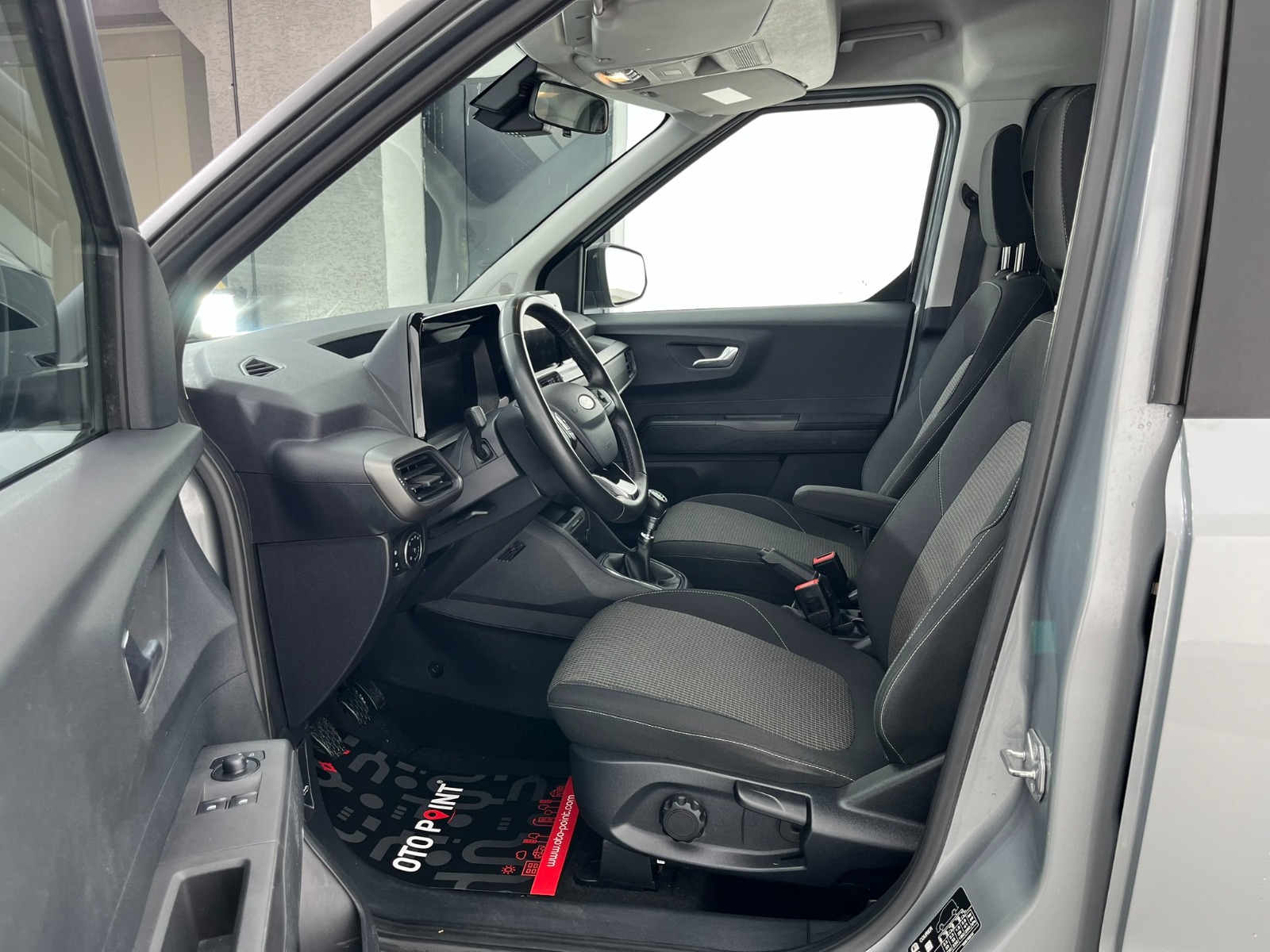 Ford Tourneo Courier Kombi 1.5 EcoBlue Deluxe - 2024 - Detay