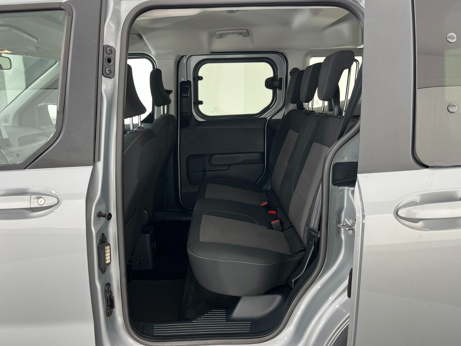 Ford Tourneo Courier Kombi 1.5 EcoBlue Deluxe - 2024 - Detay