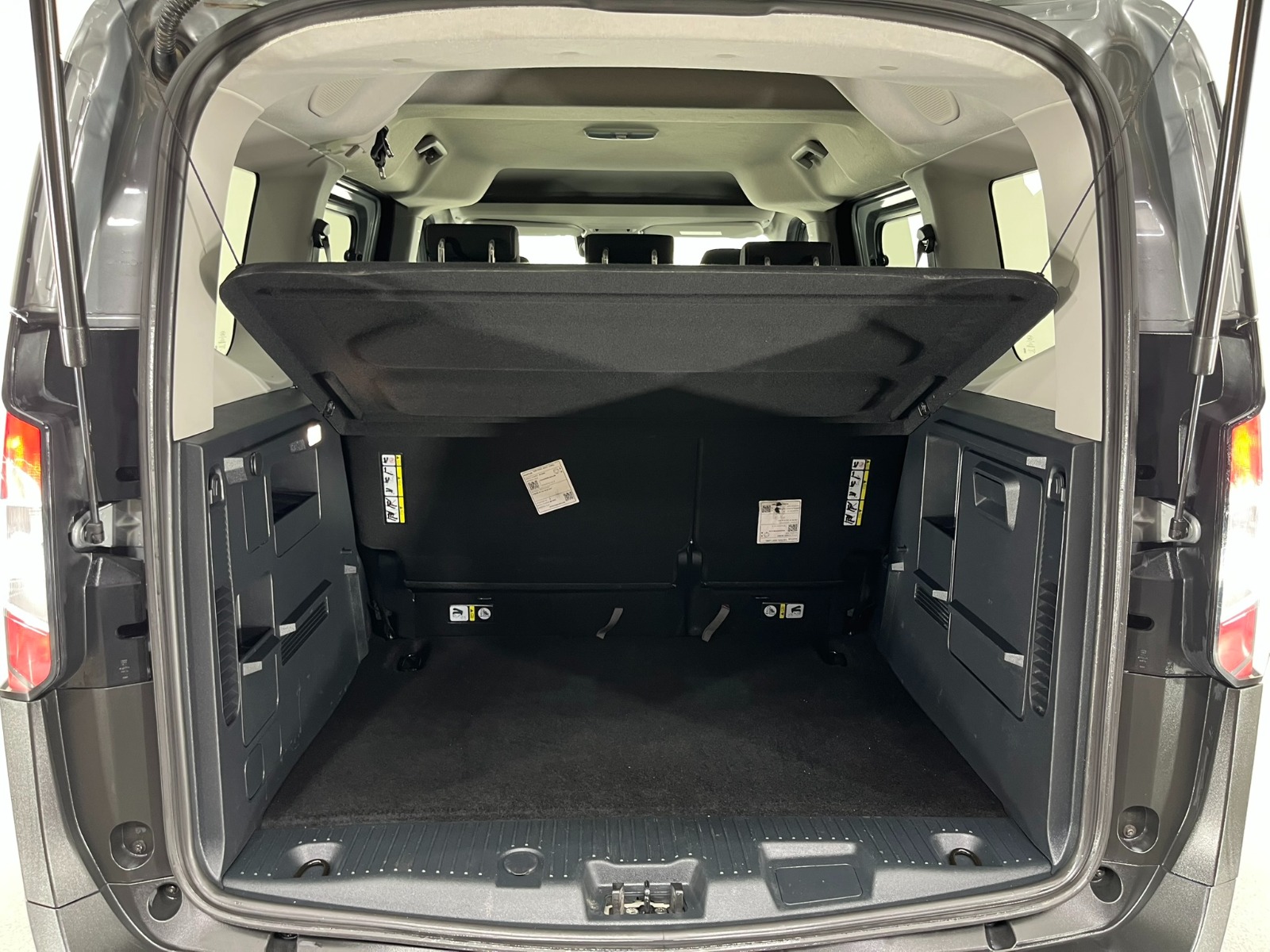 Ford Tourneo Courier Kombi 1.5 EcoBlue Deluxe - 2024 - Detay