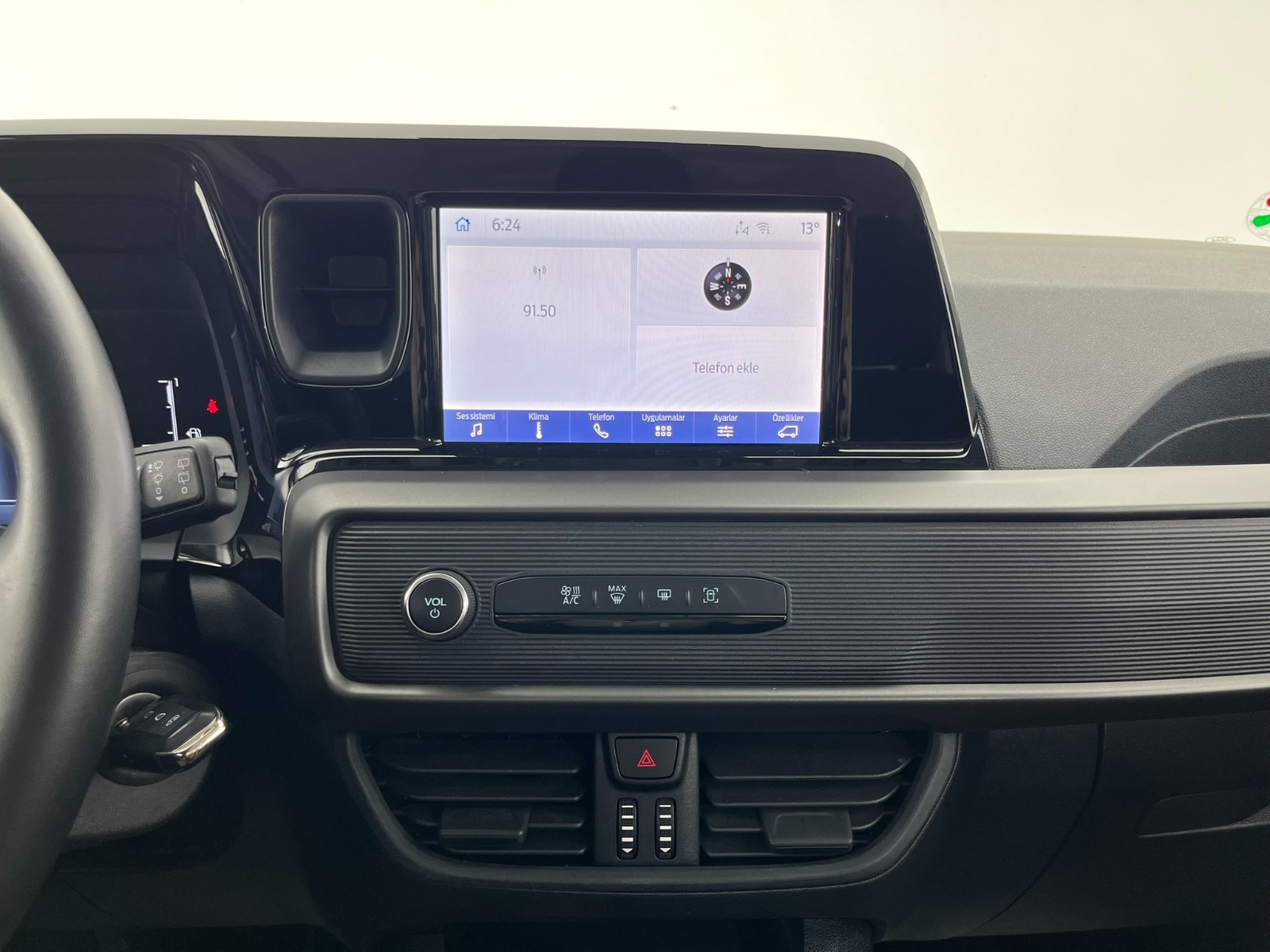 Ford Tourneo Courier Kombi 1.5 EcoBlue Deluxe - 2024 - Detay