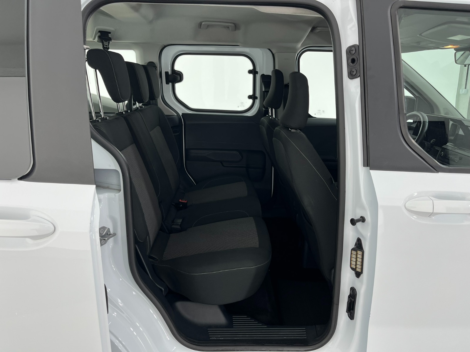 Ford Tourneo Courier Kombi 1.5 EcoBlue Deluxe - 2024 - Detay