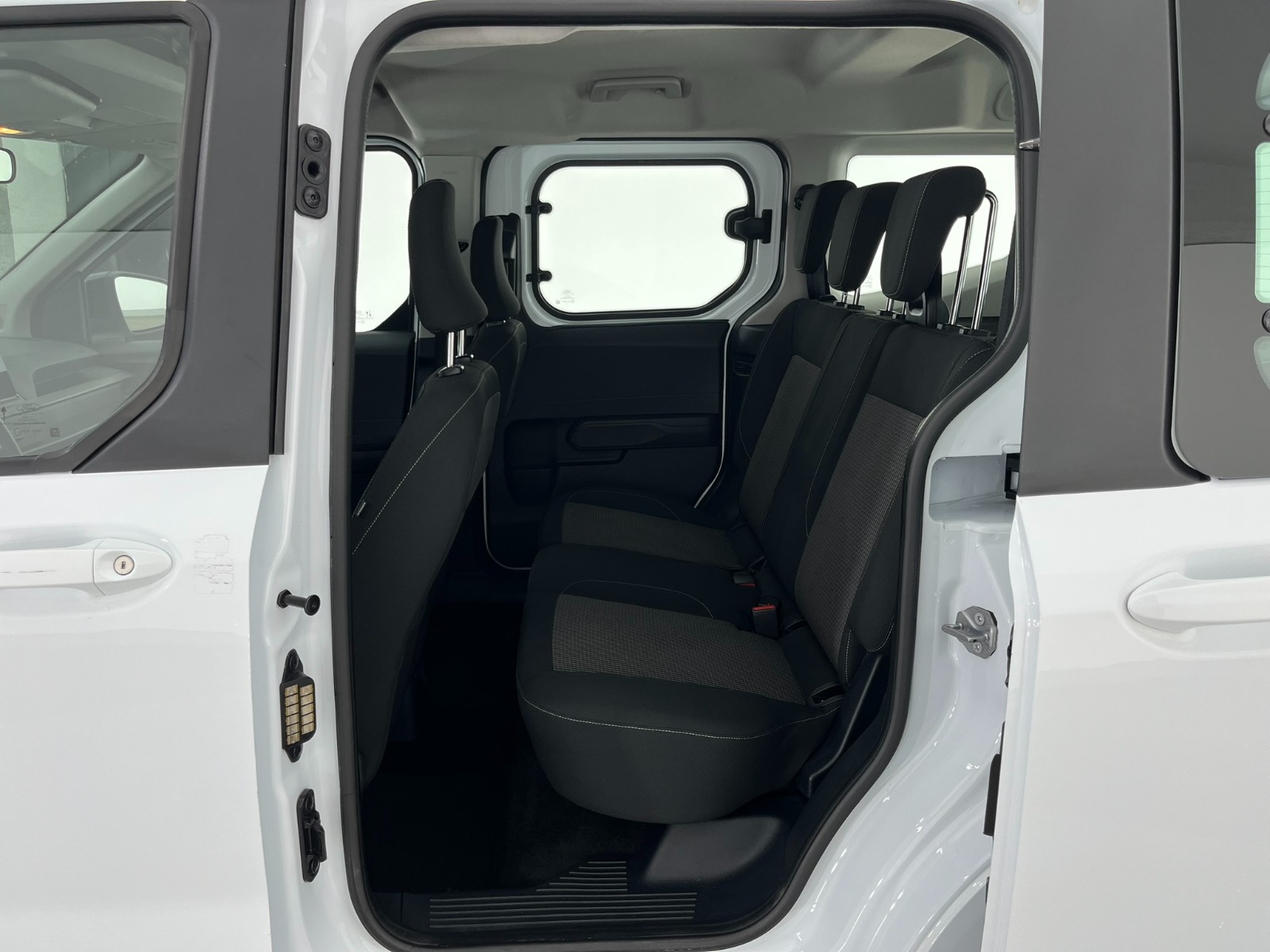 Ford Tourneo Courier Kombi 1.5 EcoBlue Deluxe - 2024 - Detay