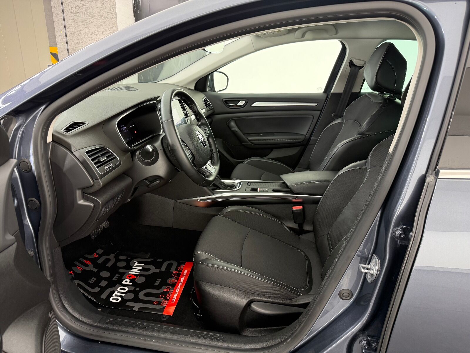 Renault Megane Sedan 1.5 BluedCi Icon EDC - 2024 - Detay
