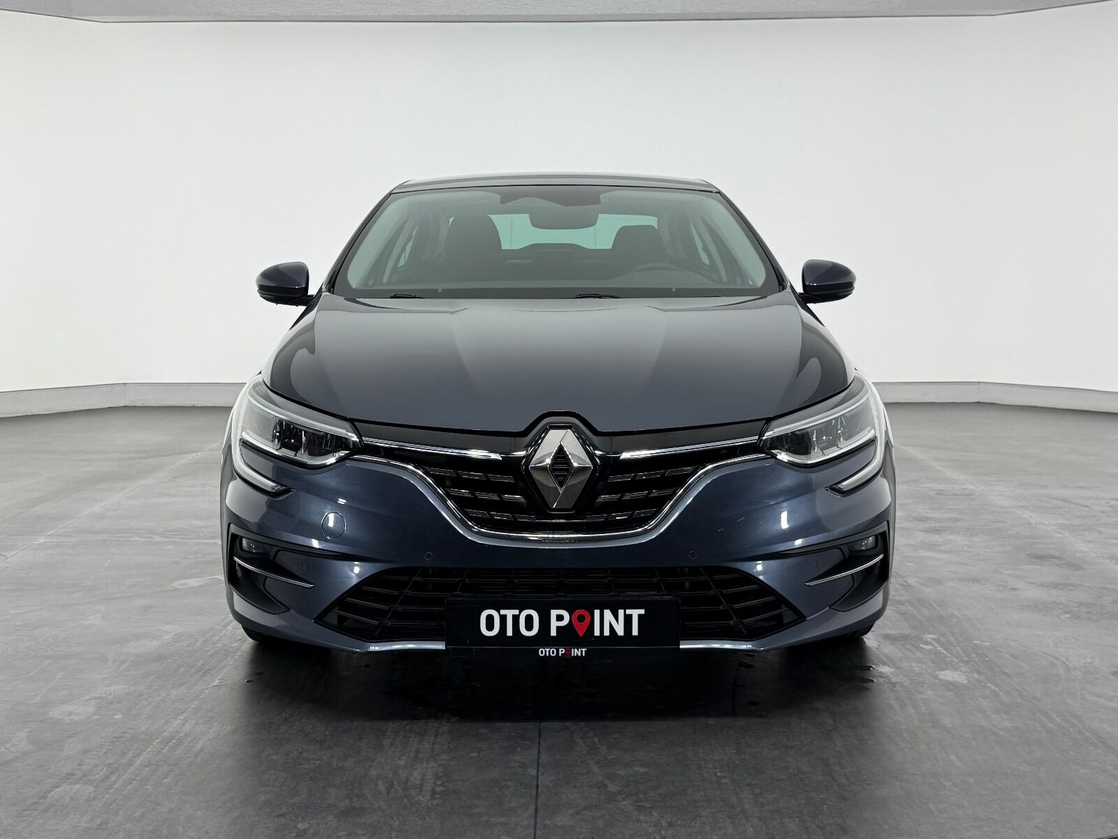 Renault Megane Sedan 1.5 BluedCi Icon EDC - 2024