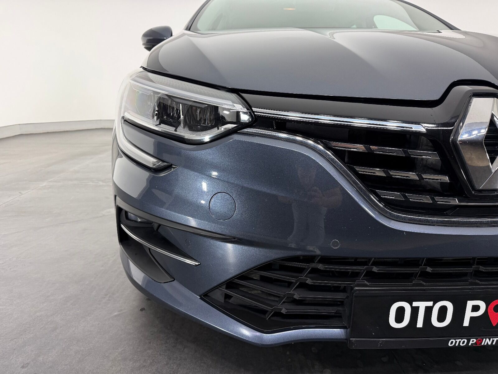 Renault Megane Sedan 1.5 BluedCi Icon EDC - 2024 - Detay