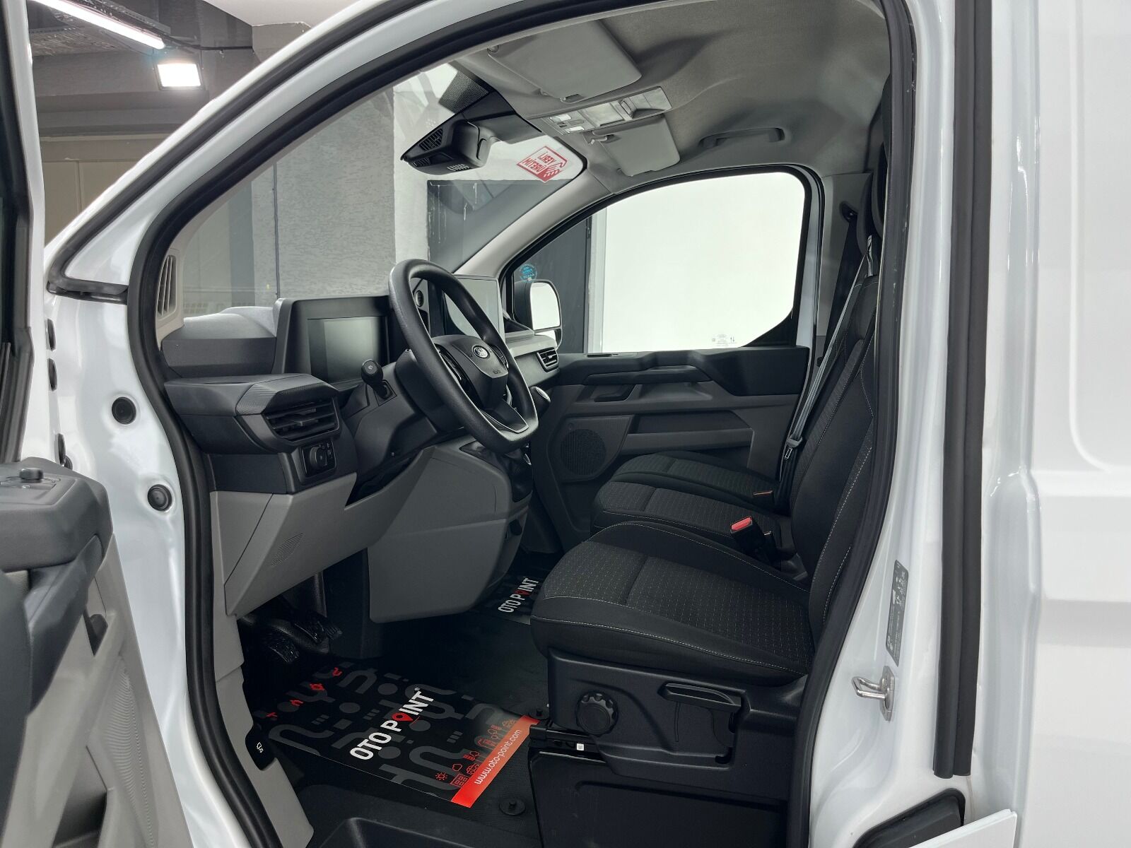 Ford Transit Custom 2.0 EcoBlue TDCi UPG 320 S Trend - 2023 - Detay