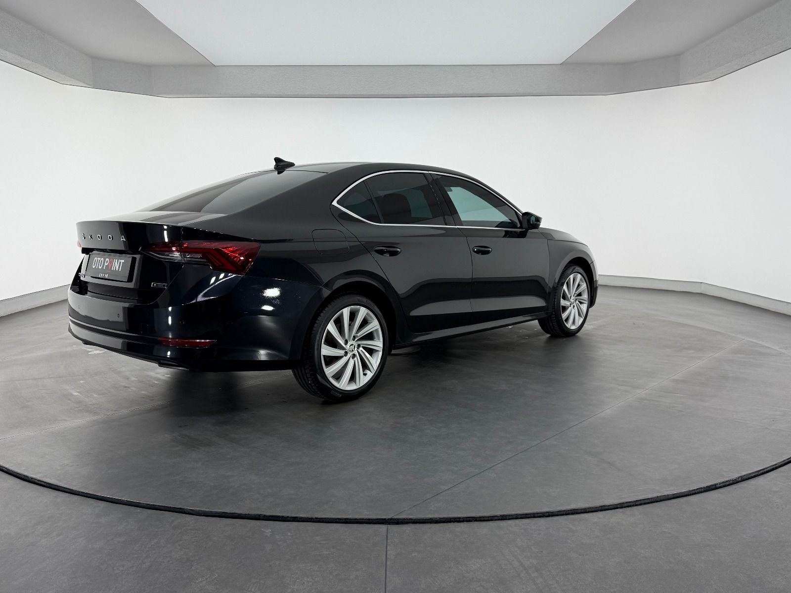 Skoda Octavia 1.5 TSI e-Tec Prestige DSG - 2024 - Detay