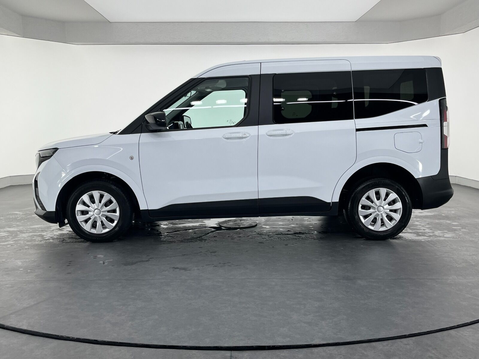 Ford Tourneo Courier Kombi 1.5 EcoBlue Deluxe - 2024 - Detay