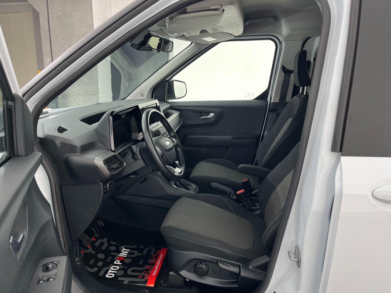 Ford Tourneo Courier Kombi 1.5 EcoBlue Deluxe - 2024 - Detay