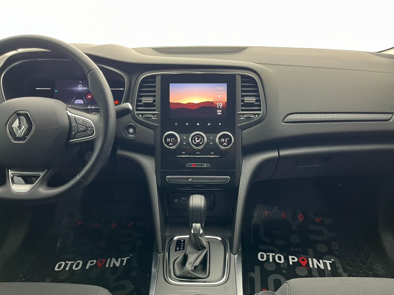 Renault Megane Sedan 1.3 TCe Touch EDC - 2024 - Detay