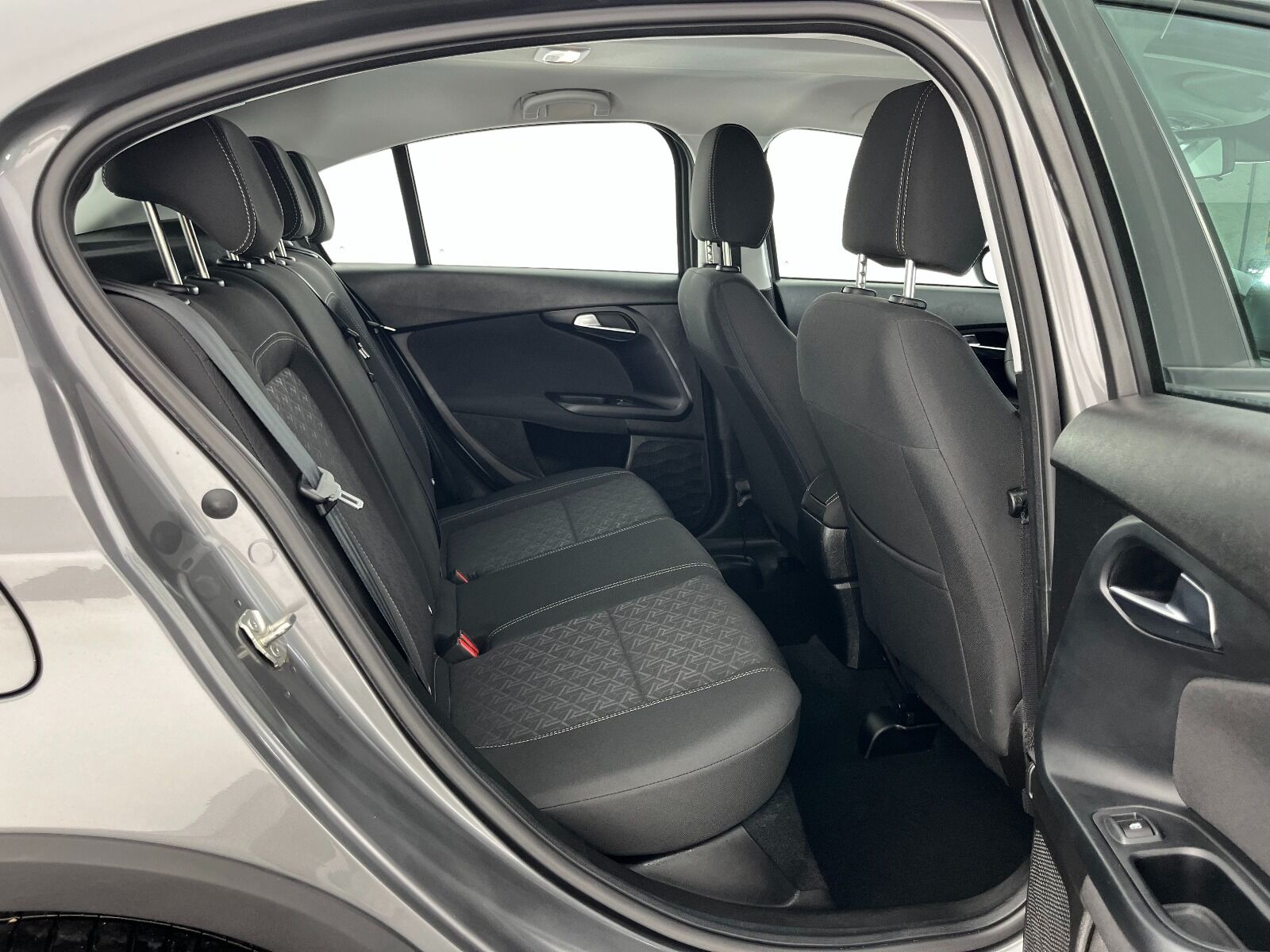 Fiat Egea Cross 1.6 MultiJet Urban GSR Traction+ DCT - 2024 - Detay