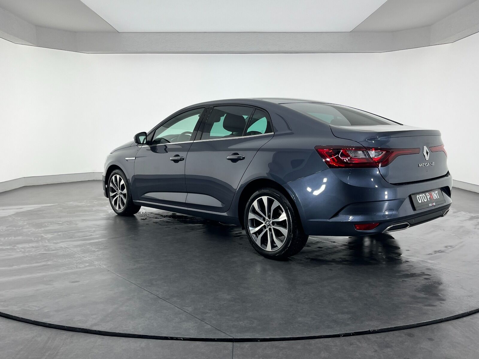 Renault Megane Sedan 1.5 Blue DCI Icon EDC - 2024 - Detay