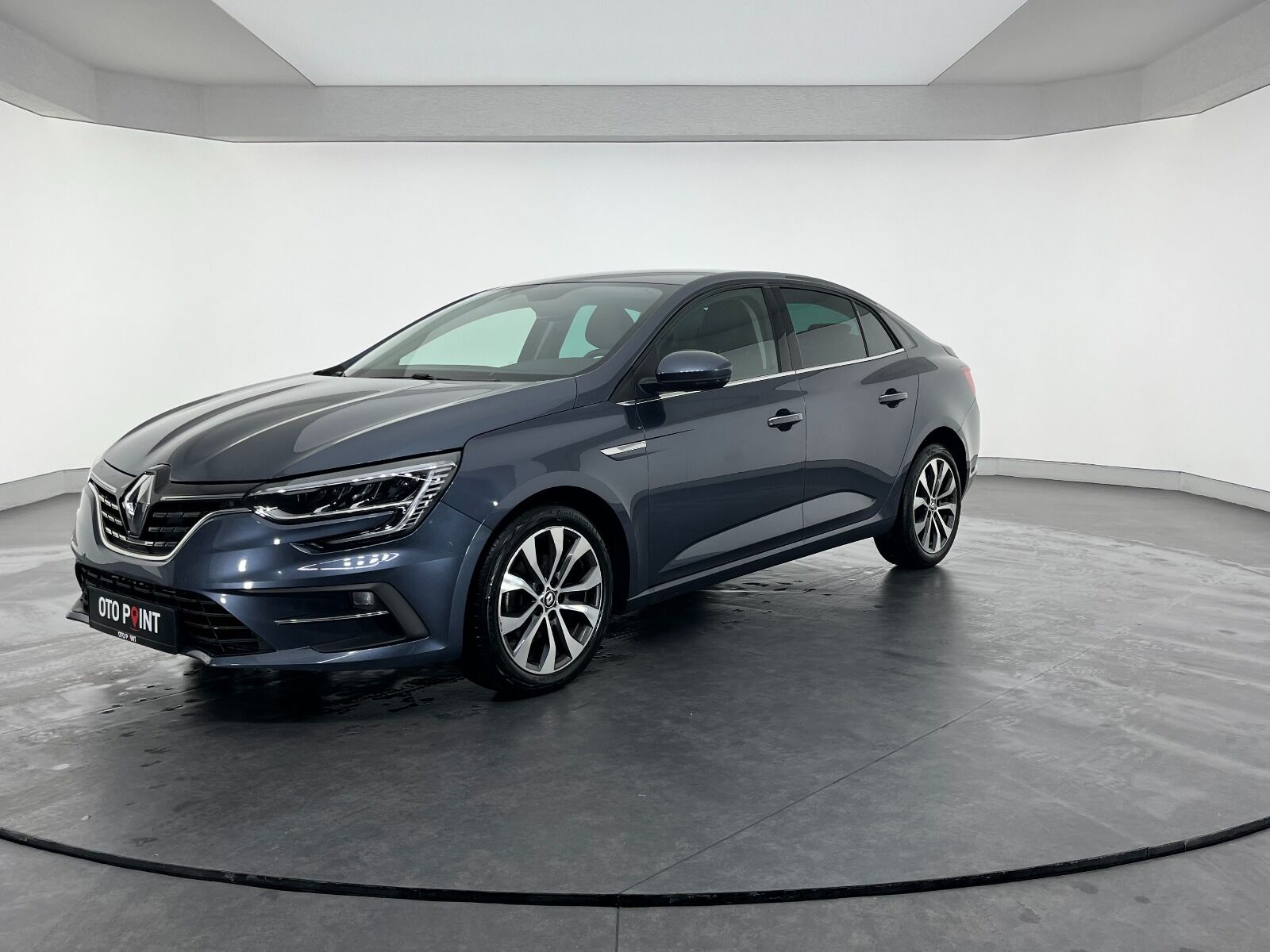 Renault Megane Sedan 1.5 Blue DCI Icon EDC - 2024 - Detay