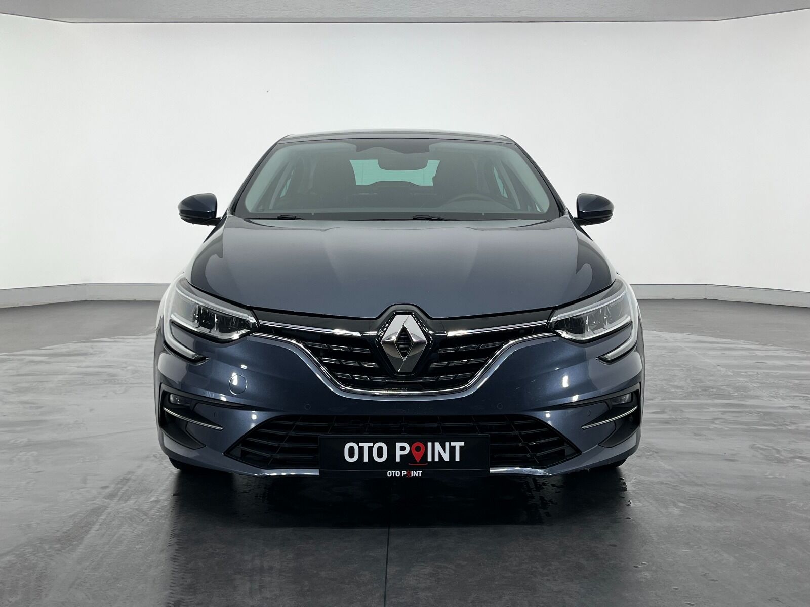 Renault Megane Sedan 1.5 Blue DCI Icon EDC - 2024